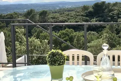 Image de Villa Neuve Contemporaine Sur Les Hauteurs D'Uzes Avec Piscine Chauffee