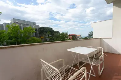 Image de M166 - Marcelli, three-room apartment with air conditioning 50 m from the sea