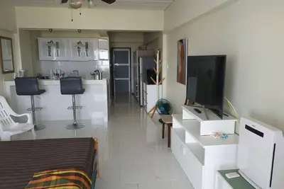 Image de Près de Big C, vue sur la mer, piscine, chambre avec lit King