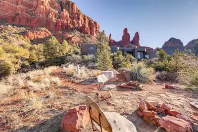 Image de Nouveau! Chic Sedona Studio Near Chapel + Cathedral Rock