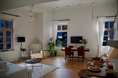 Image de Domaine des quatre rues | 9 chambres | 4 suites | Vue sur l'Acropole