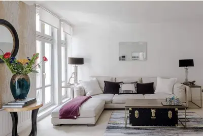 Image de 2 lits magiques et luxueux sur Maddox St Mayfair