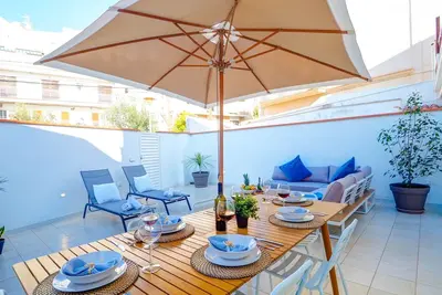 Sebastian Patio by Hello Homes Sitges