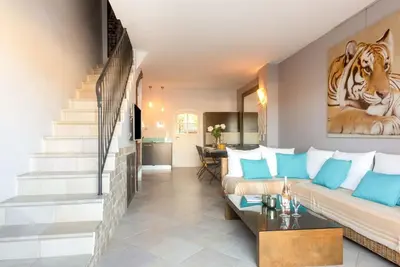 Image de Belle maison de vacances pour 4 personnes avec climatisation, Wifi, Tv, patio et parking