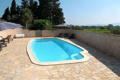 Image de Agréable appartement pour 5 personnes avec Wifi, piscine, climatisation, Tv, terrasse et parking