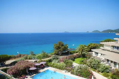 Image de Confortable appartement avec climatisation, piscine, Wifi, Tv, terrasse, animaux admis et parking