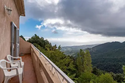 Image de Magnifique maison de vacances privée pour 6 personnes avec Tv, patio, vue panoramique et parking
