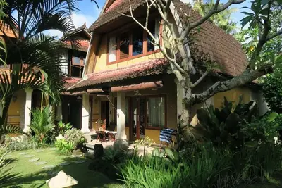 Image de 6 chambres avec piscine Vila Nice et adapté à la famille