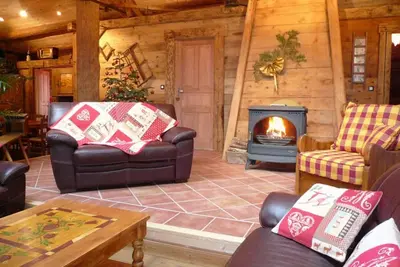 Image de Spacieux T6 avec jacuzzi, sauna et jardin près des commerces et pistes au Grand-Bornand Village
