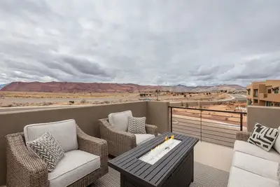 Image de Red Rock Oasis au Ledges Golf Club * Commodités du complexe incluses!