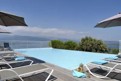 Image de Mini villa, piscine chauffée commune 5 villas, vue mer exceptionnelle