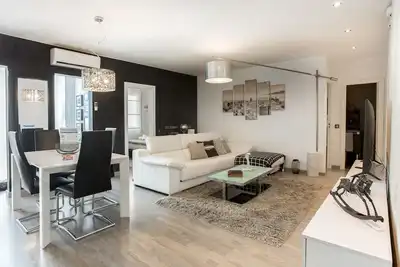Image de Stay U-nique Apartments Aprestadora