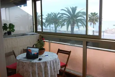 Image de Le Maeva logement en copropriété à 10m de la plage et à 100m de Cap 3000