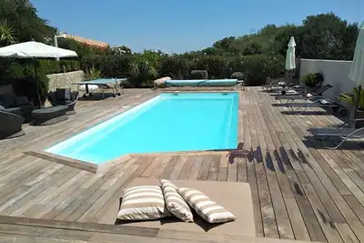 Image de Belle villa avec piscine chauffée et poolhouse au porte des plages