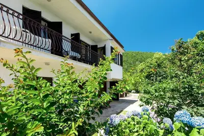 Image de Joli appartement pour 6 personnes avec Wifi, climatisation, Tv, patio, animaux admis et parking
