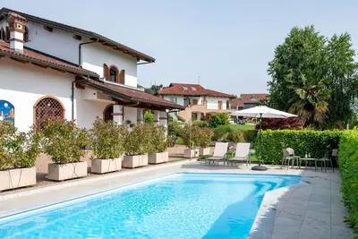 Image de Magnifique maison de vacances pour 6 personnes avec Wifi, piscine privée, Tv, terrasse et parking