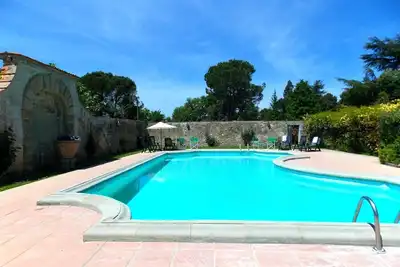 Image de Agréable appartement dans une maison de vacances avec Wifi, piscine, Tv, vue panoramique et parking
