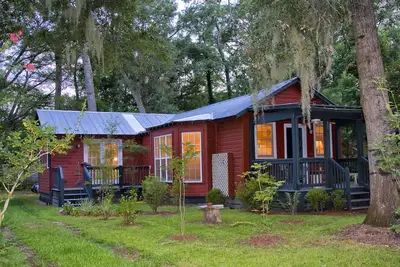 Image de Adorable 2 Bed, 2 Bath Cottage in Historic Beaufort\n30 Day Minimum Stay