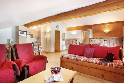 Image de Appartement Confortable Près des Pistes | Accès Piscine + Sauna