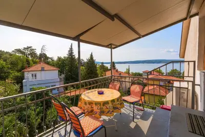 Image de Appartement de vacances avec climatisation et vue sur la mer