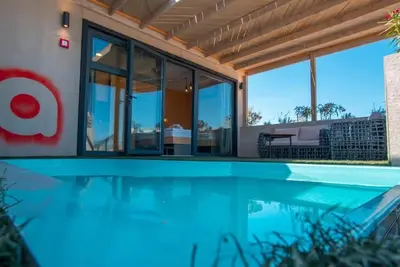 Image de Villa à Zrce, près de la plage, sports nautiques, festival, fête, wifi gratuit, jusqu'à 6 personnes.