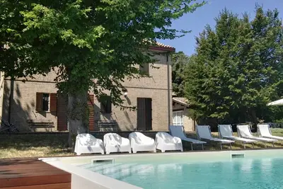 Image de Villa avec vue sur la mer dans le parc naturel de San Bartolo. Pesaro
