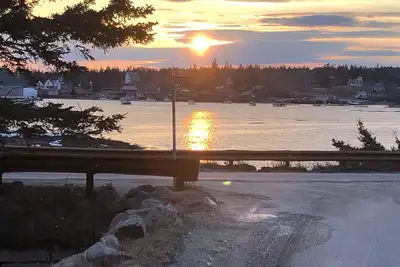 Image de Vues sur le front de mer dans une ville portuaire par excellence du Maine