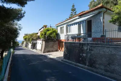 Image de Belle maison de vacances privée pour 7 personnes avec Tv, terrasse et parking