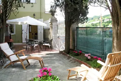 Bel appartement pour 6 personnes avec Wifi, Tv, terrasse, animaux admis et parking