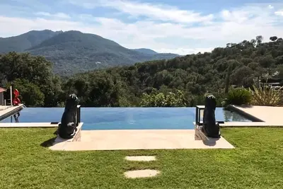 Image de Stunning home in L. Adrets de L'Esterel