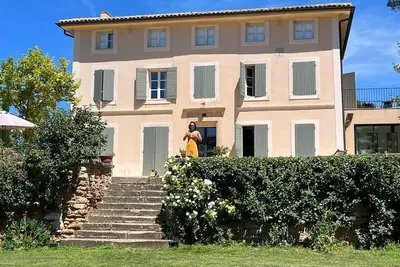 Image de Exceptional Bastide 18eme Aix en Provence Ecrin de verdure Calme absolu