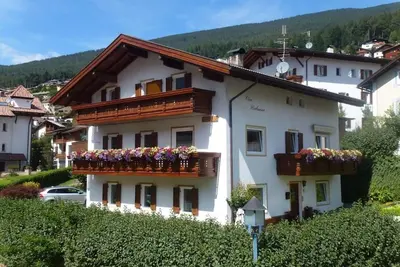 Image de Au cœur des Dolomites de Val Gardena, le meilleur emplacement est idéal pour des vacances sans voiture