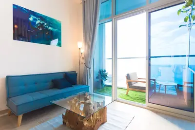 Image de 5 * Dubai Marina ♡ Sunset Sea View + Balcony + Pool + Gym