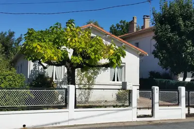 Image de Location Royan Maison 6 personnes. 3 chambres. Jardin. proche Plage