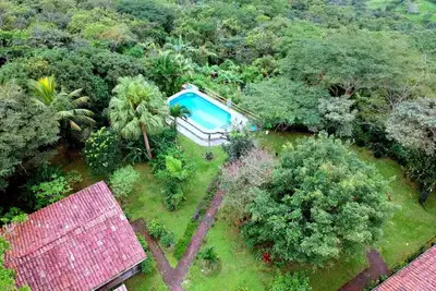 Image de Appartement Lush, Piscine Avec Grande Vue Mer