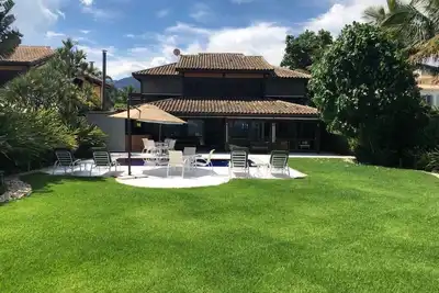 Image de Magnifique maison dans la région de Barra do Una