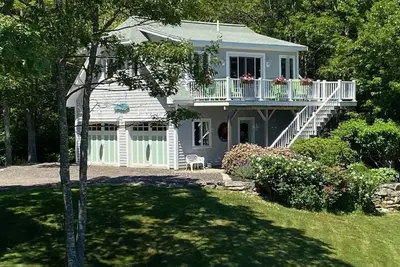 Image de 210 pieds de façade privée sur l'océan!
