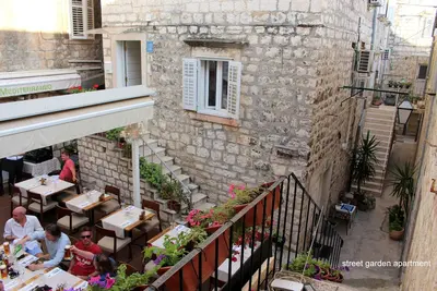 Image de Appartement Street Garden au coeur de la ville de Hvar