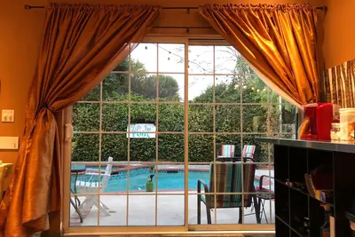Image de Maison d'hôtes privée au bord de la piscine
