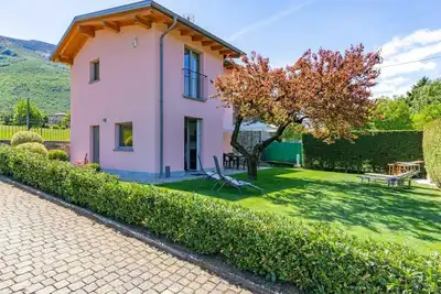 Image de Merveilleuse maison de vacances privée pour 4 personnes avec Wifi, Tv, terrasse et parking