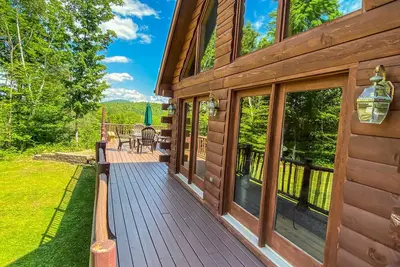 Image de Belle cabane en rondins isolée. Incroyable vue sur la montagne. 12 couchages