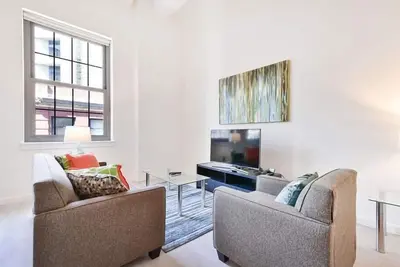 Image de Beautiful 1br | Cuisine complète | ChinaTown | Centre-ville | par Gls