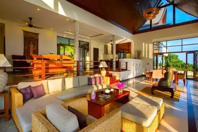 Image de Villa Camille avec vue panoramique (3br)