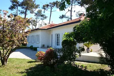Image de Maison de charme à 800m de la plage
