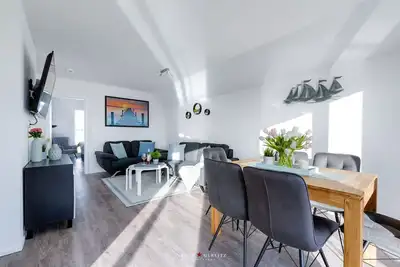 Image de App. avec balcon, vue sur l'eau, WiFi, sauna infrarouge, lave-linge, lave-vaisselle