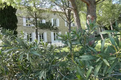 Image de \"The keys of Saint-Pierre\", 18th century mansion, swimming pool, countryside