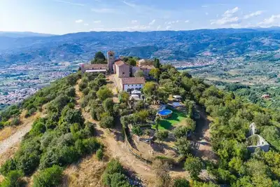 Image de 5 bedroom villa in Tuscany in a unique position