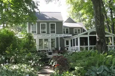 Image de Magnifique maison de designers avec des jardins primés et une piscine fabuleuse
