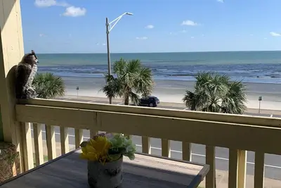 Image de Beautiful Top 3rd Flr 2br / 2b Beachfront w / Washer & Dryer, Free highspeed WiFi