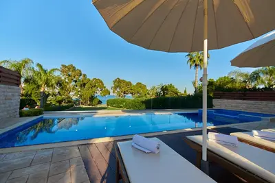 Image de Beach Front Villa Bella Vista by Ezoria Villas